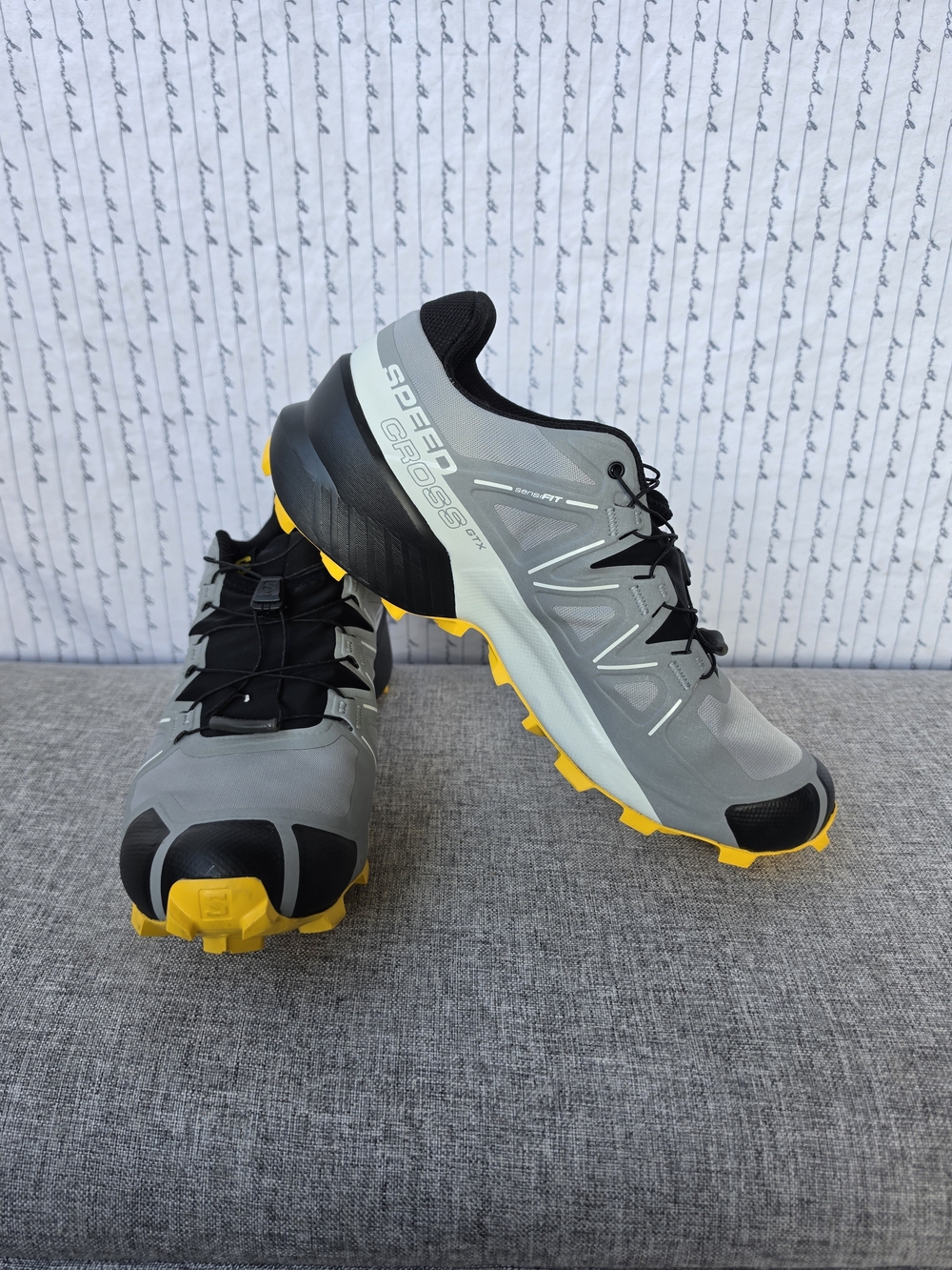 Salomon Speedcross Trail Running Shoes - Gray/Yellow
